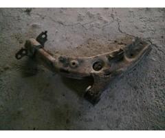 Vand brat stanga fata bascula mazda 323f ba