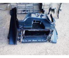 Vand suport cd player si caseta depozitare Mazda 323f BA 1996